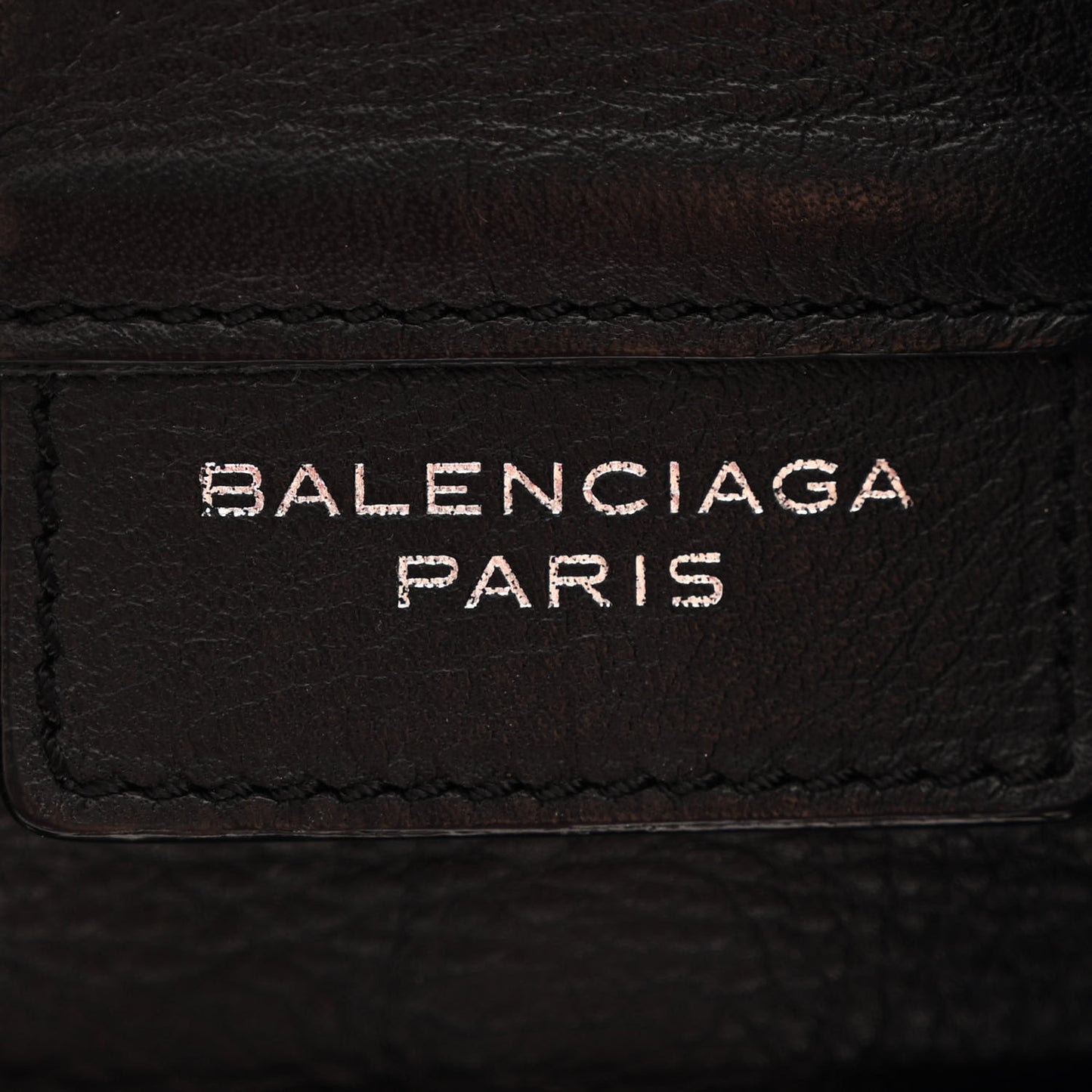 Veau Papier Classic Hardware Drop Bucket Bag Black