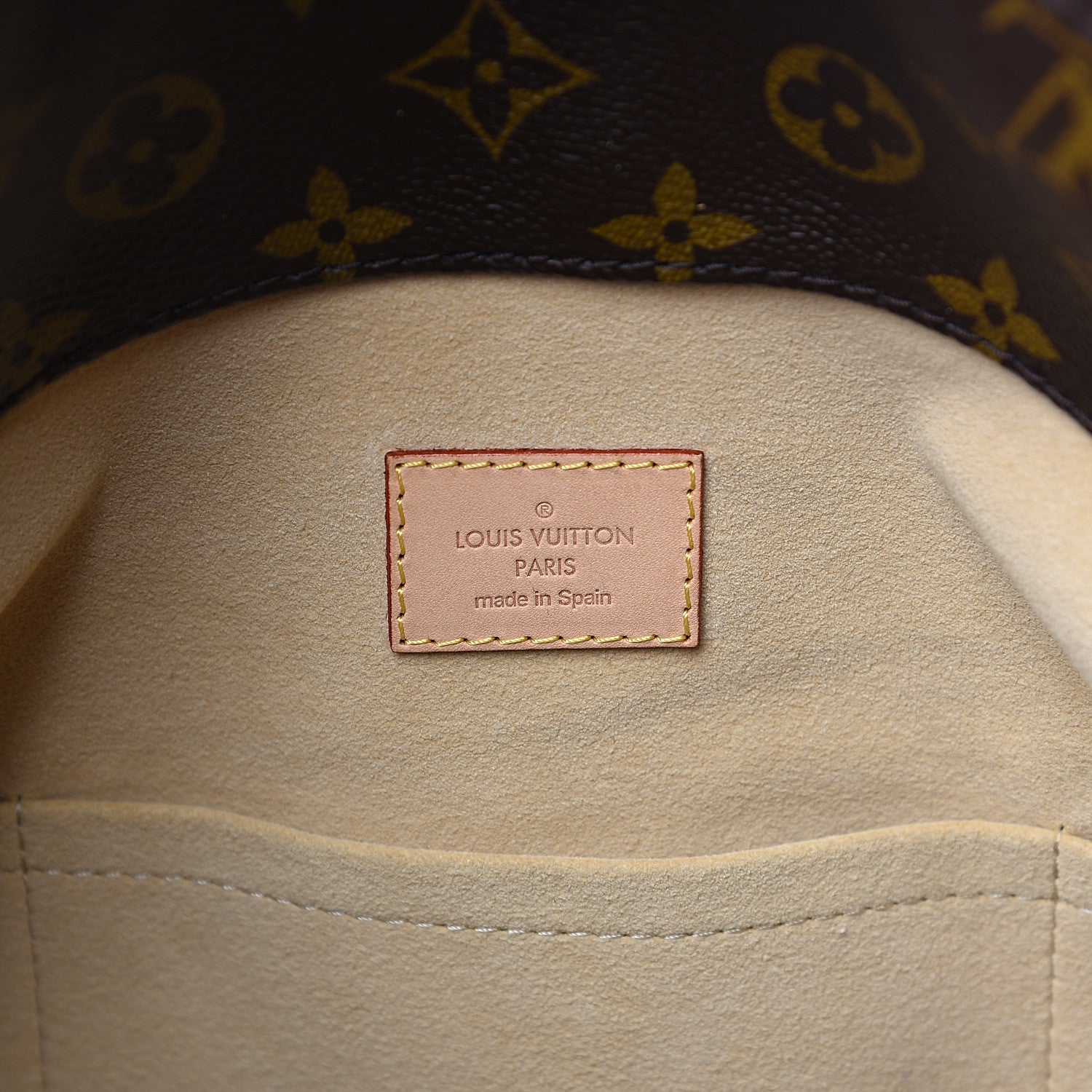 Louis Vuitton Monogram Artsy MM 5 of 10