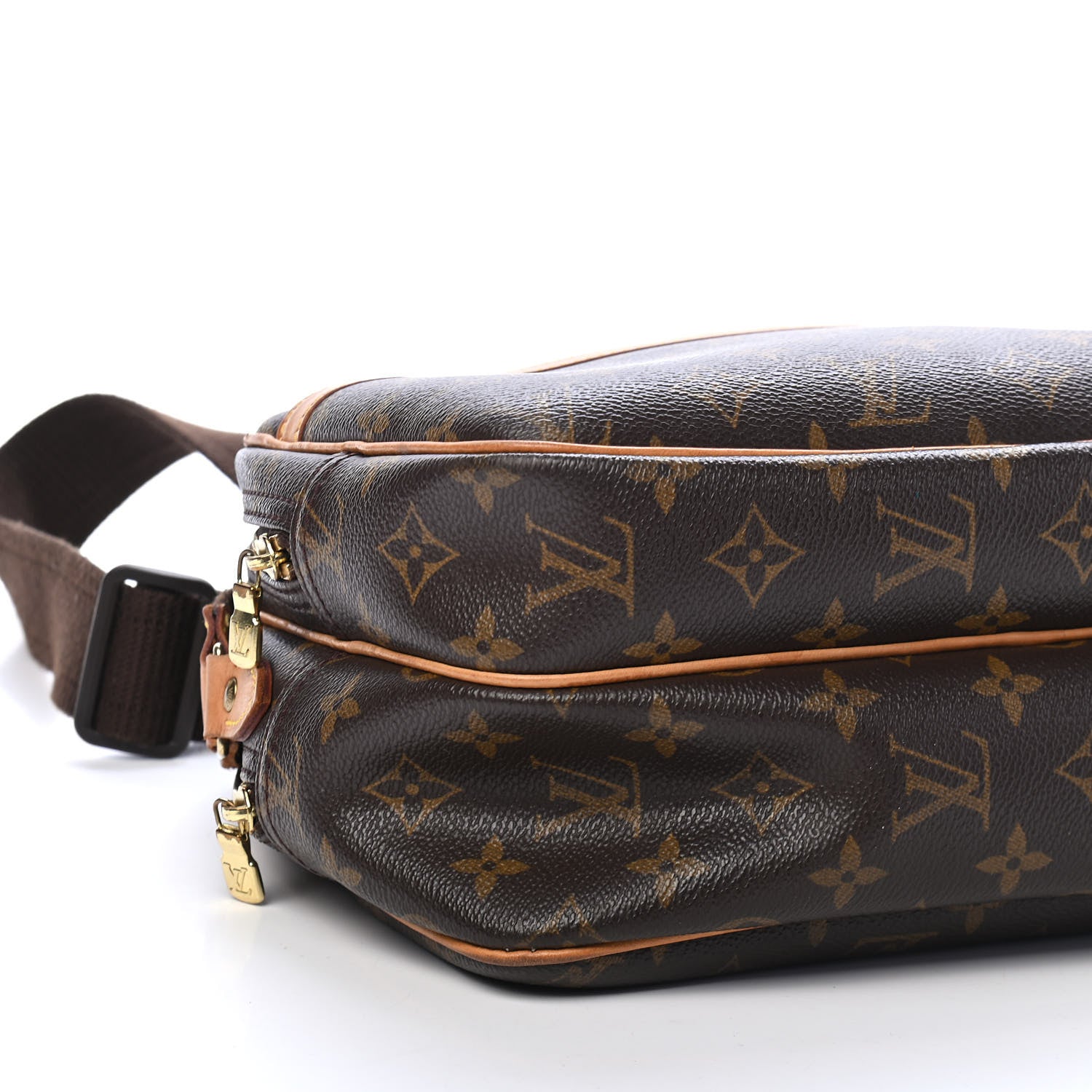 Louis Vuitton Monogram Reporter PM 9 of 10