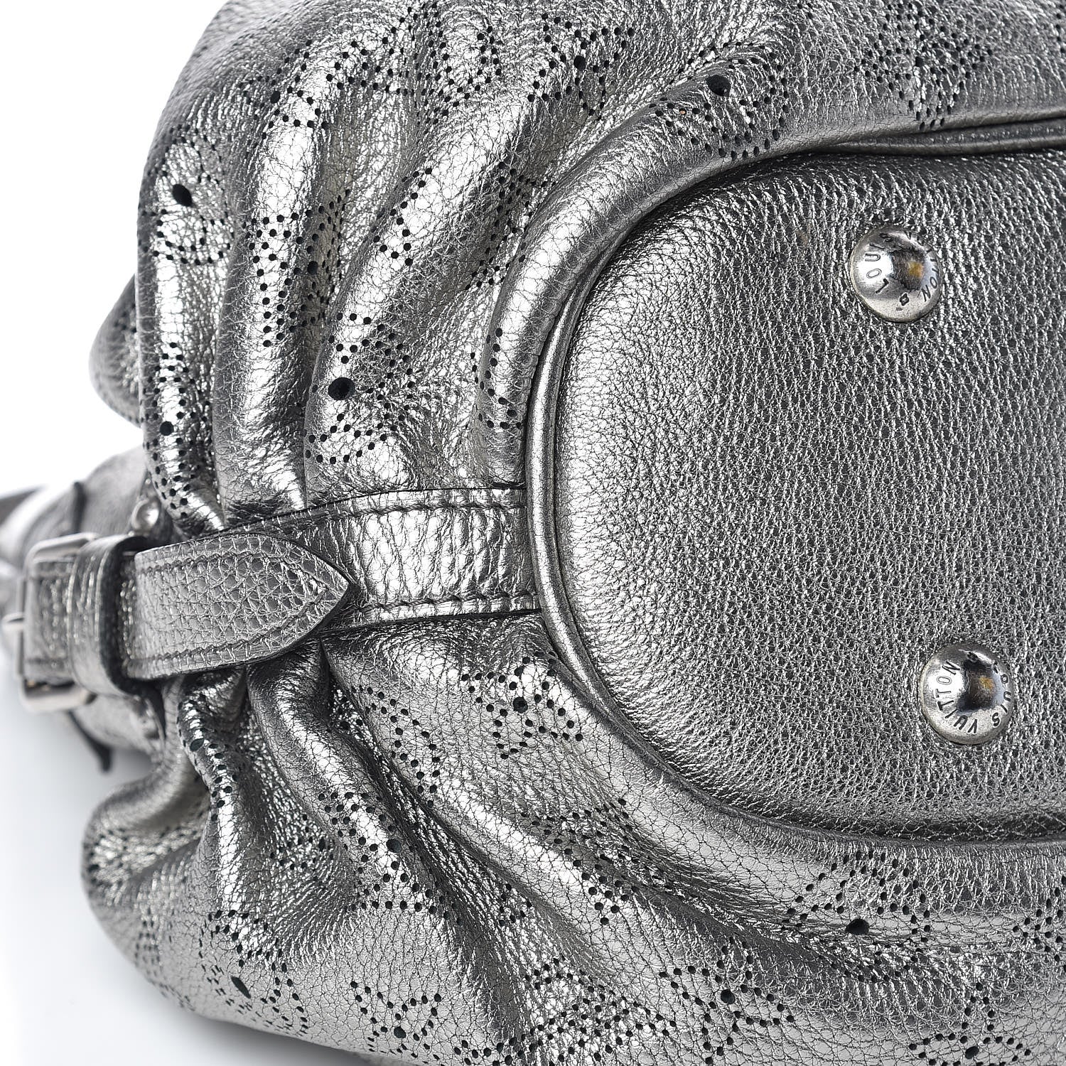 Louis Vuitton Mahina XS Argent 9 of 10