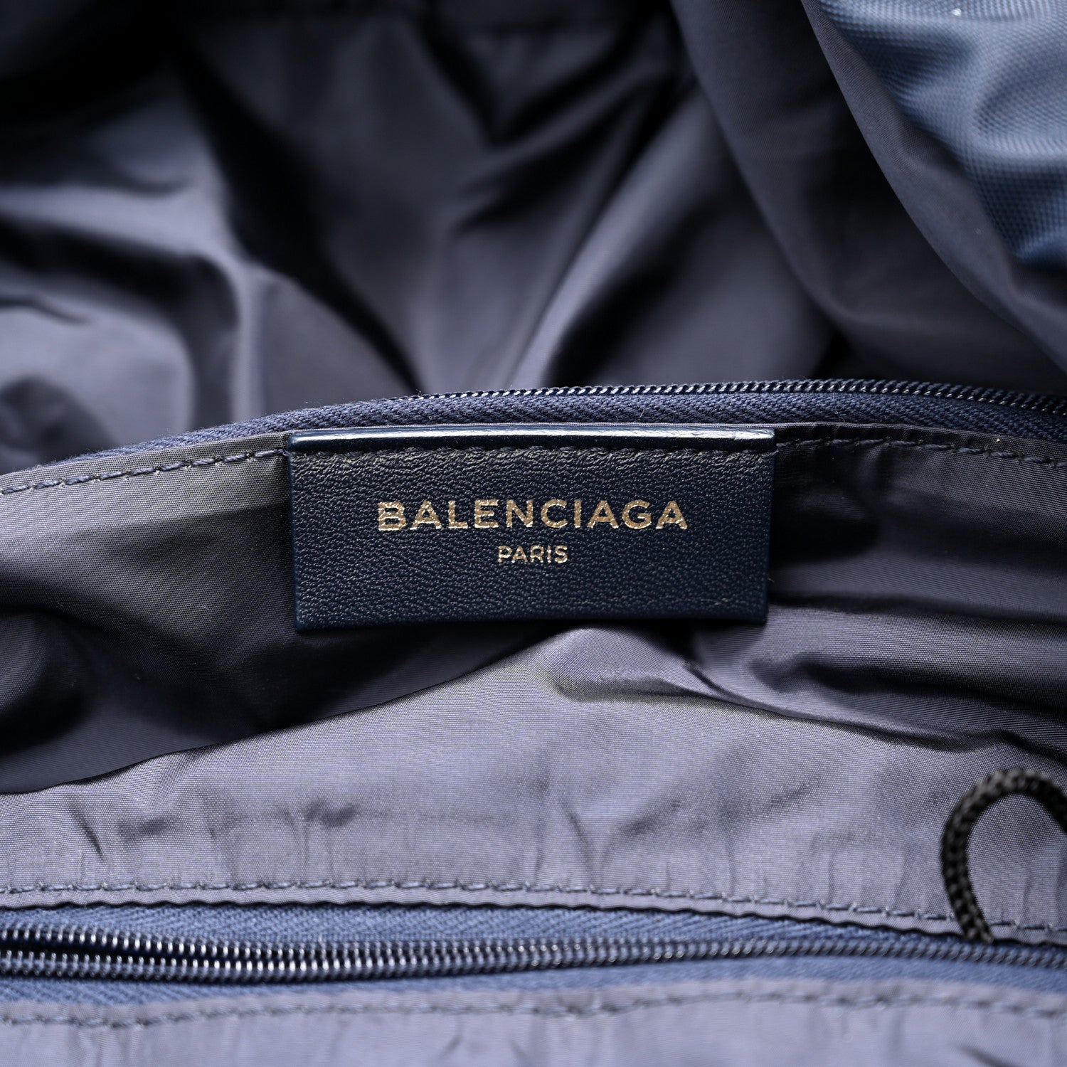 Balenciaga Textured Sport Nylon Logo Embroidered S Wheel Gym Bag Bleu Navy Rouge 6 of 11