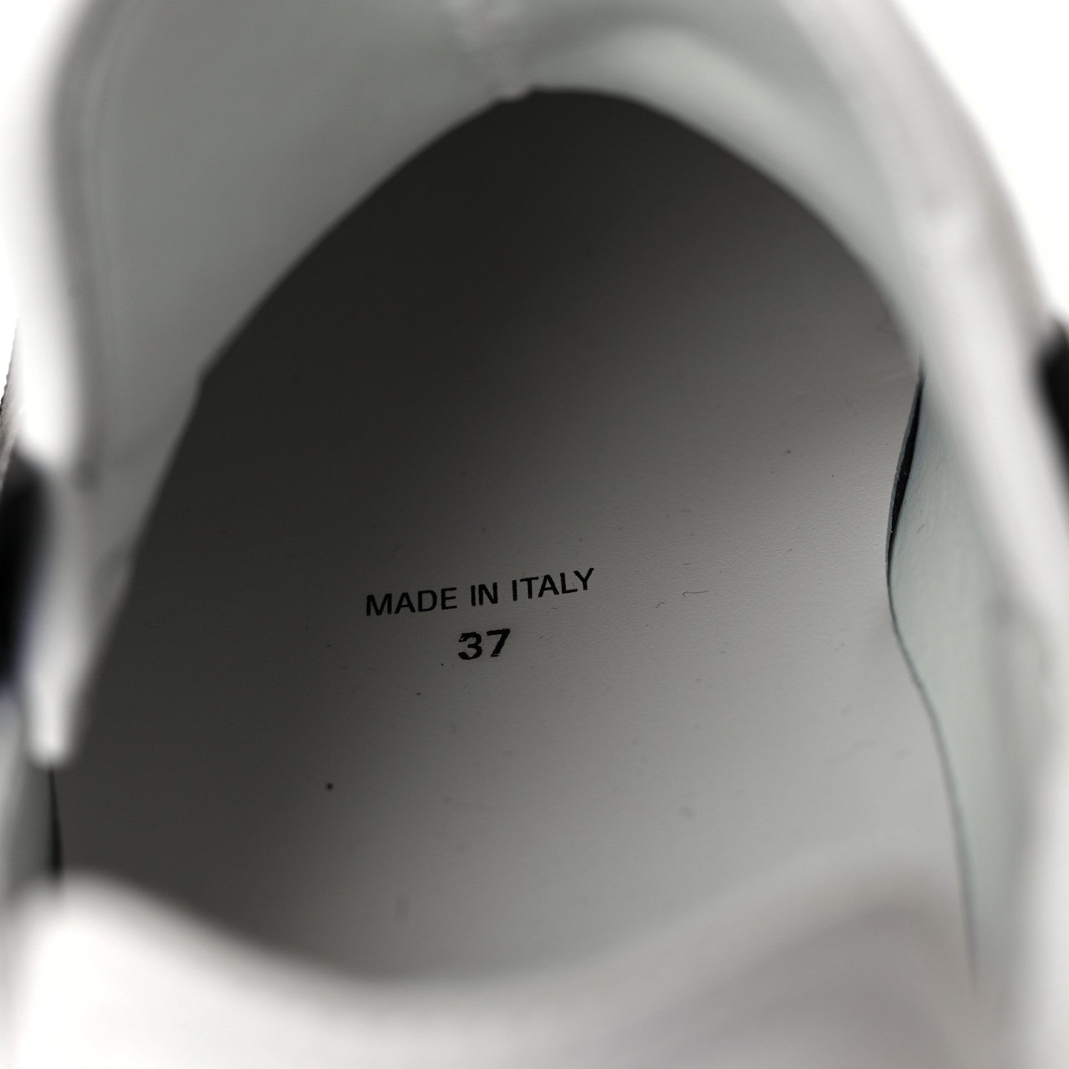 Givenchy Calfskin Spectre Low Runners Sneakers 37 White Black 8 of 12