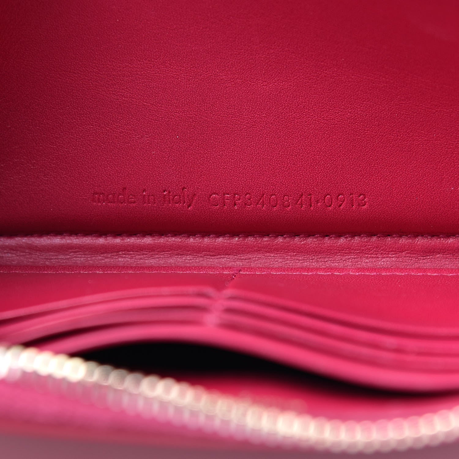 Saint Laurent Patent Grain De Poudre Classic Letters Zip Around Wallet Bubblegum 7 of 14