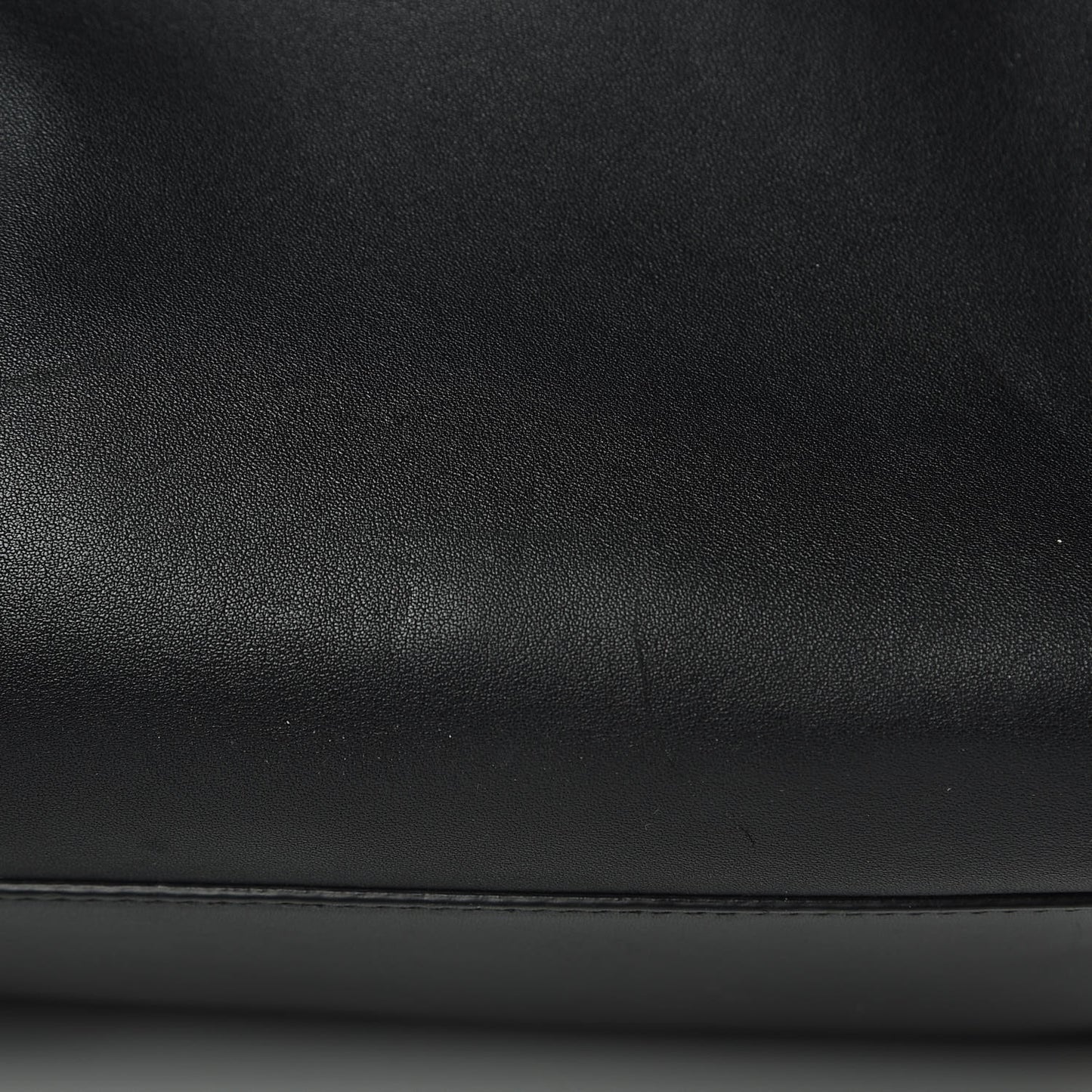 Vitello Seta Shiny Nappa Large Peekaboo Iconic Satchel Black