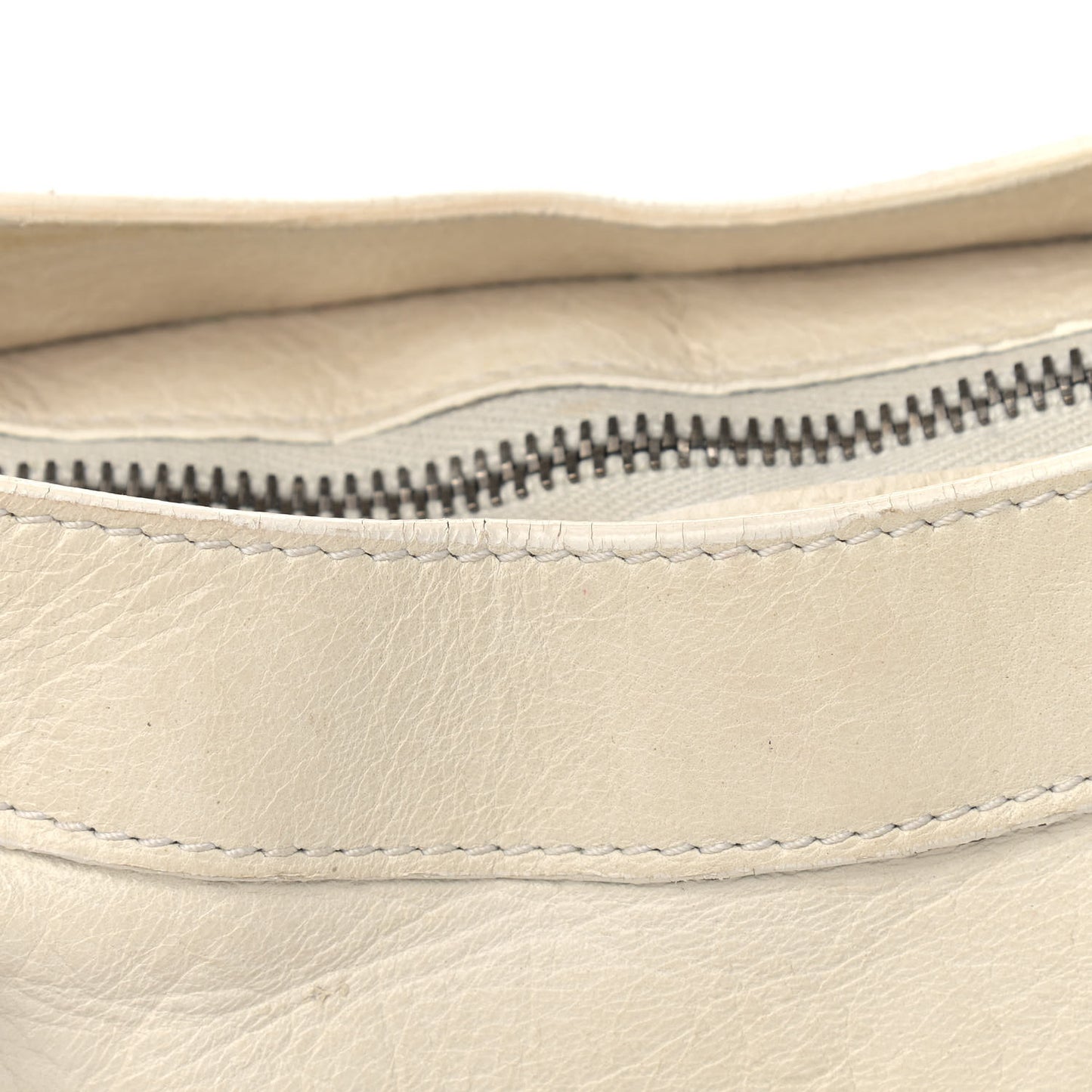 Chevre Classic Hardware First White