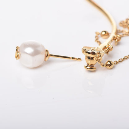 Christian Dior Pearl Shiny-D Earring Gold 3 of 7