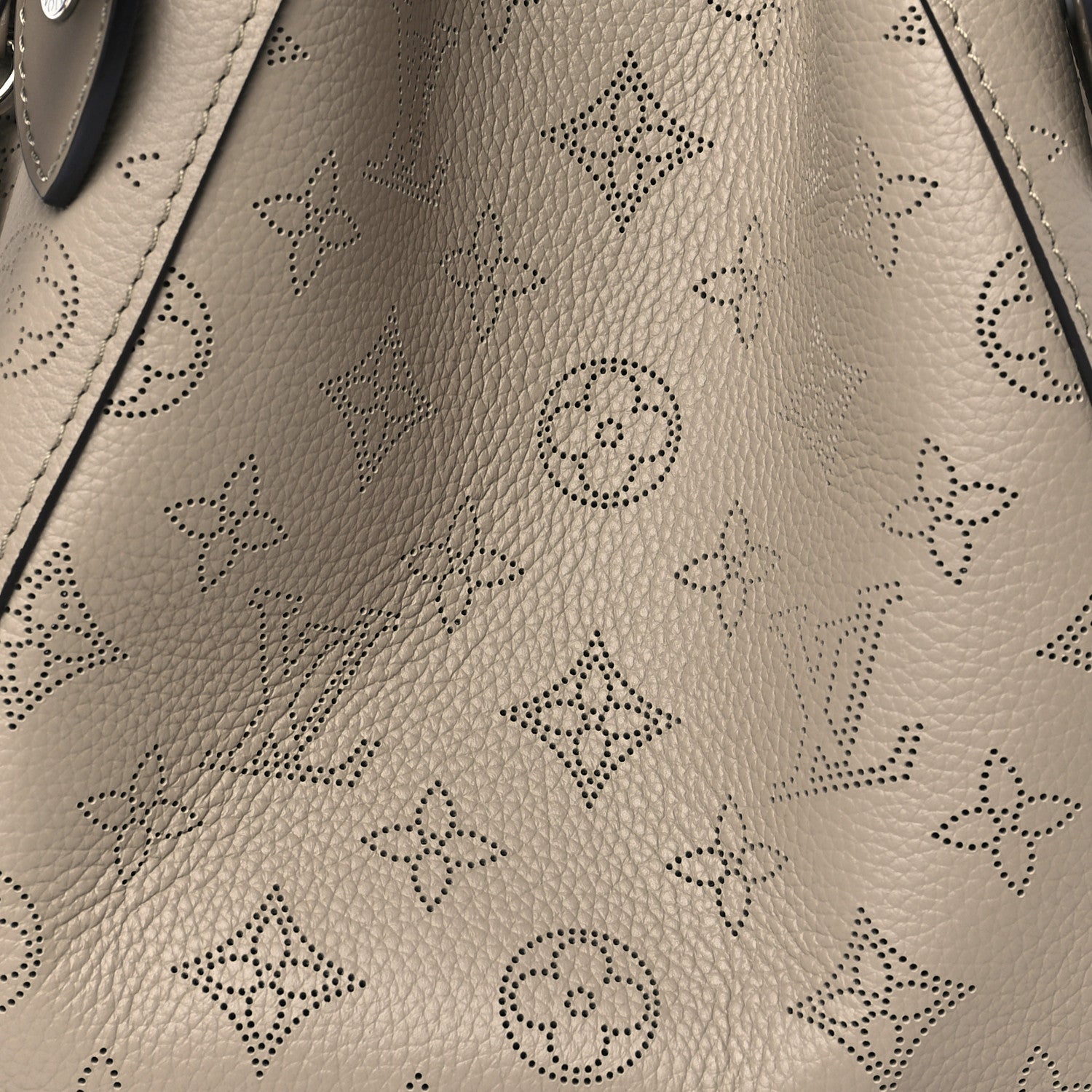 Louis Vuitton Mahina Hina PM Galet 8 of 10