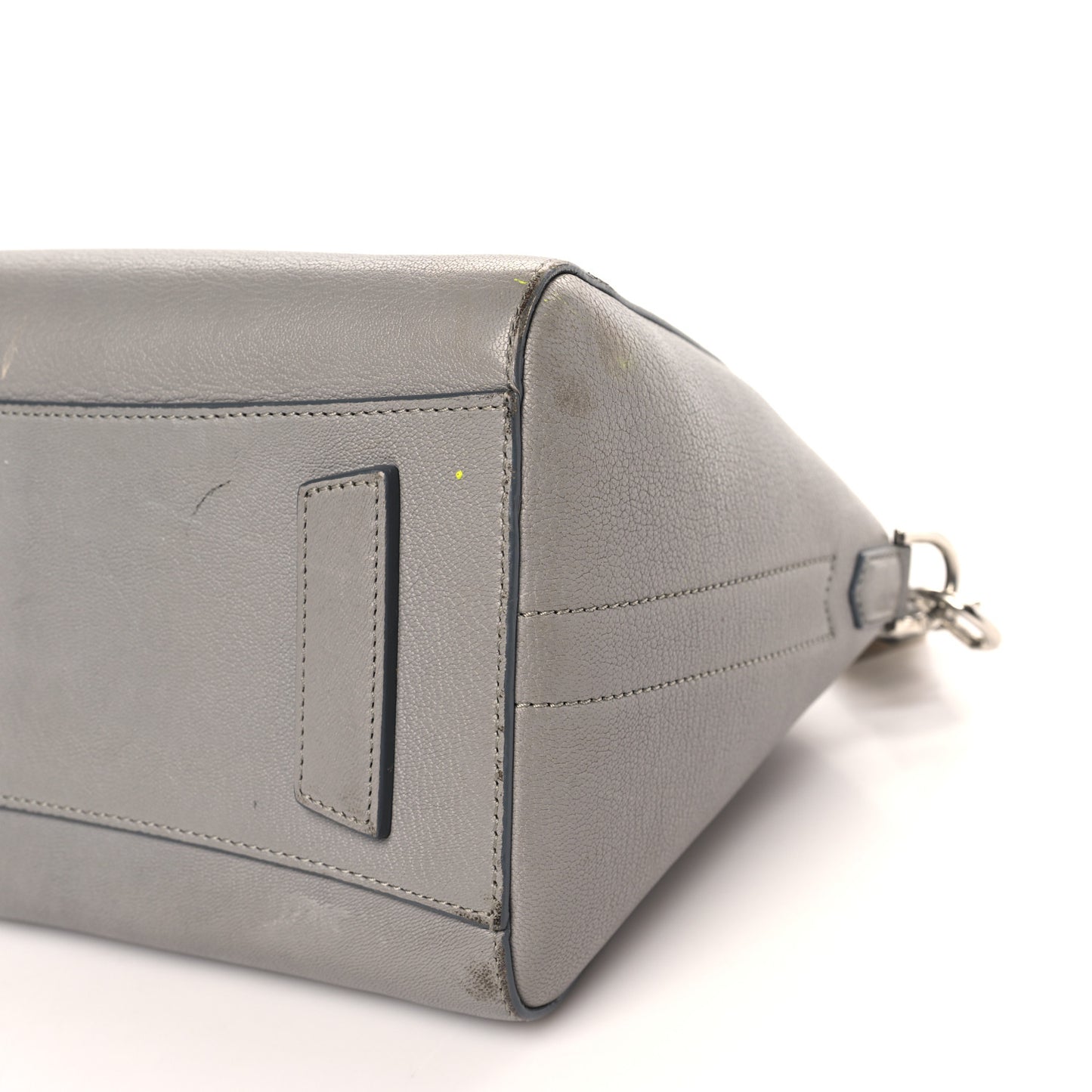 Sugar Goatskin Medium Antigona Pearl Grey
