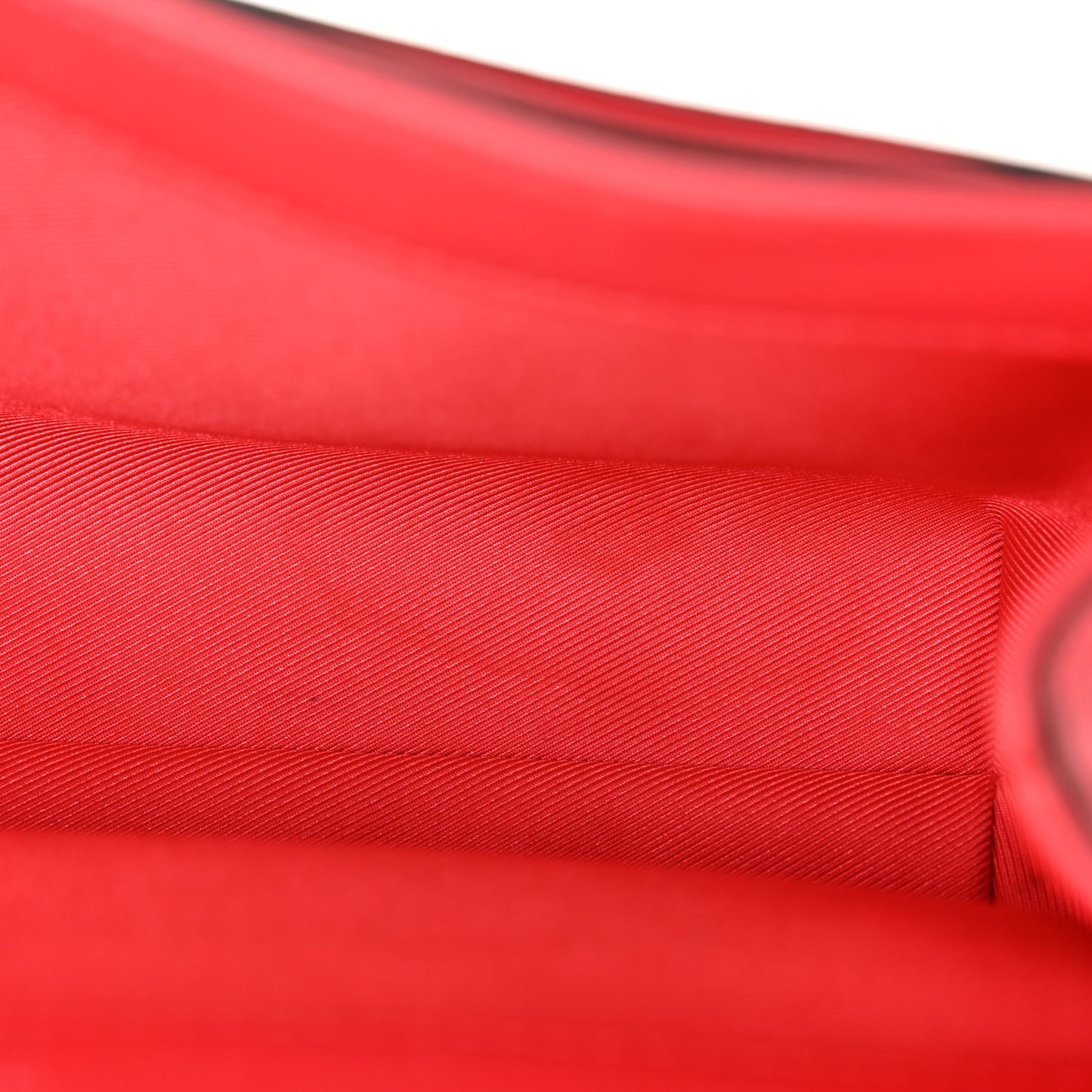 Calfskin Lockme II Chain Bag BB Poppy