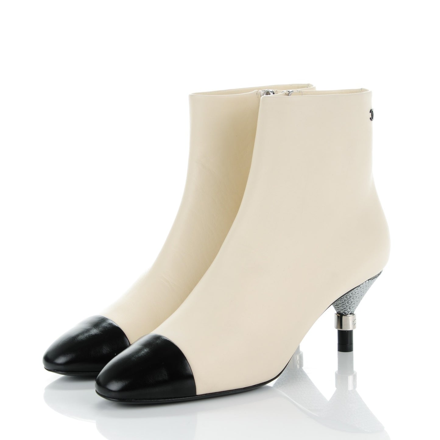Calfskin Cap Toe Short Boots 36 White Black