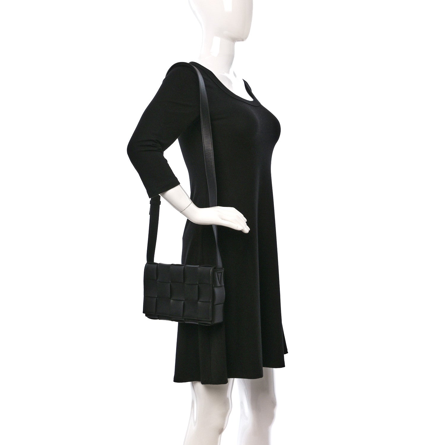 Bottega Veneta Lambskin Maxi Intreccio Small Cassette Crossbody Bag Black 2 of 9