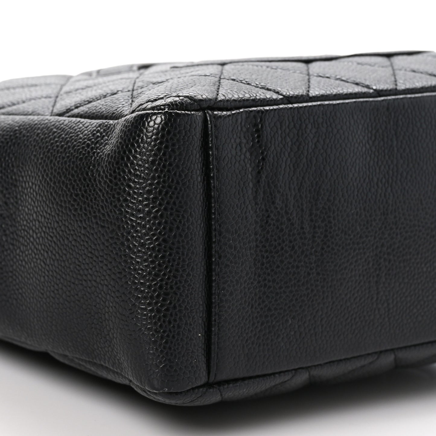 Caviar Quilted Petit Shopping Tote PST Black