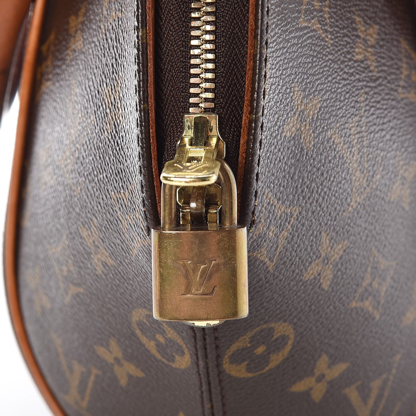 Monogram Ellipse PM