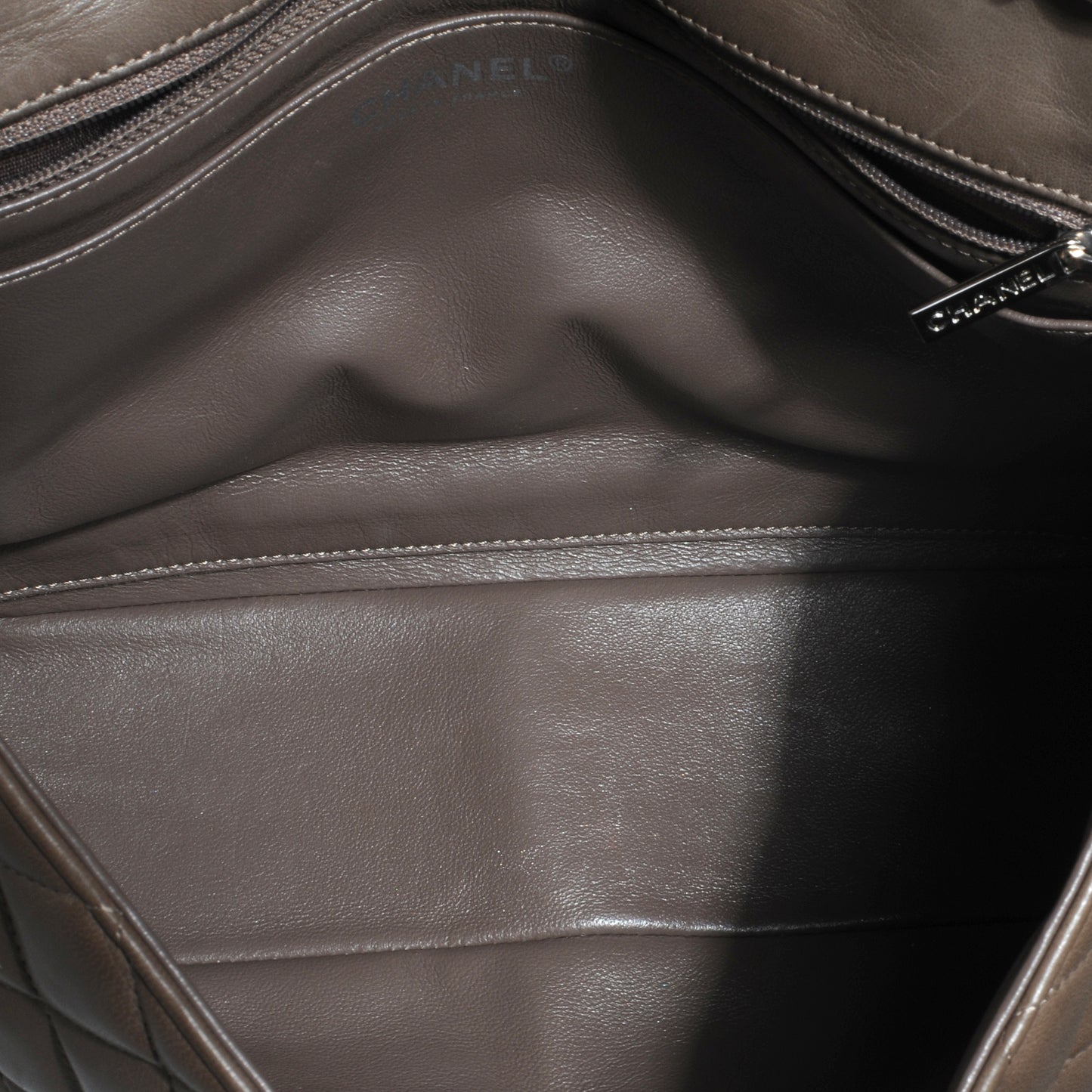 Lambskin Jumbo Single Flap Taupe