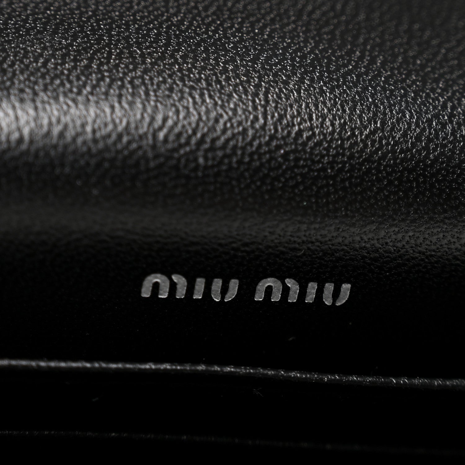 Miu Miu Vernice Crystal Wallet On Chain Black 6 of 13