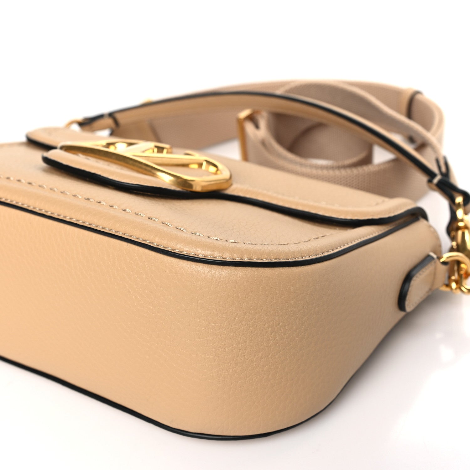 Valentino Garavani Soft Grainy Calfskin Alltime Shoulder Bag Cappuccino 8 of 8