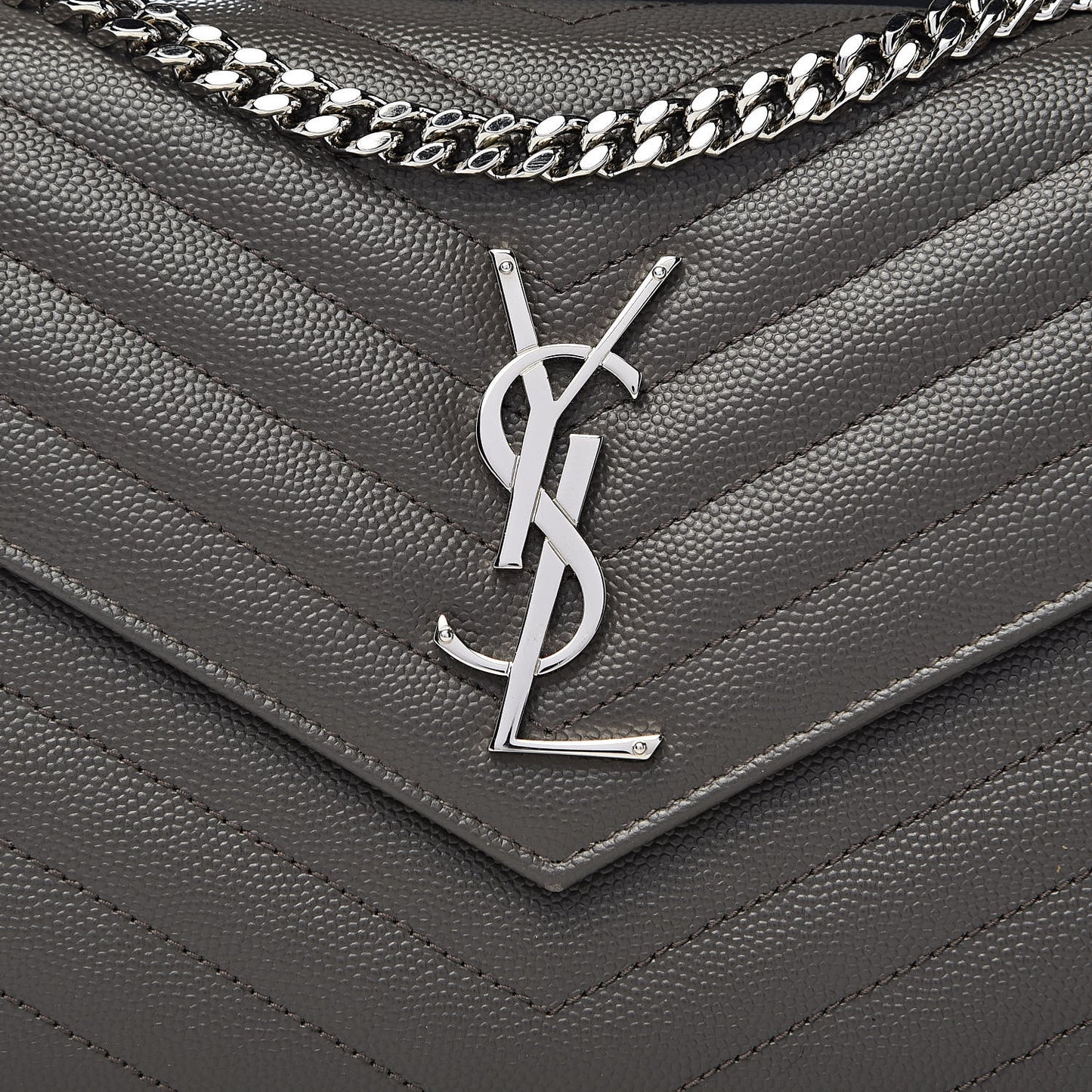 Grain De Poudre Matelasse Chevron Monogram Chain Wallet Earth