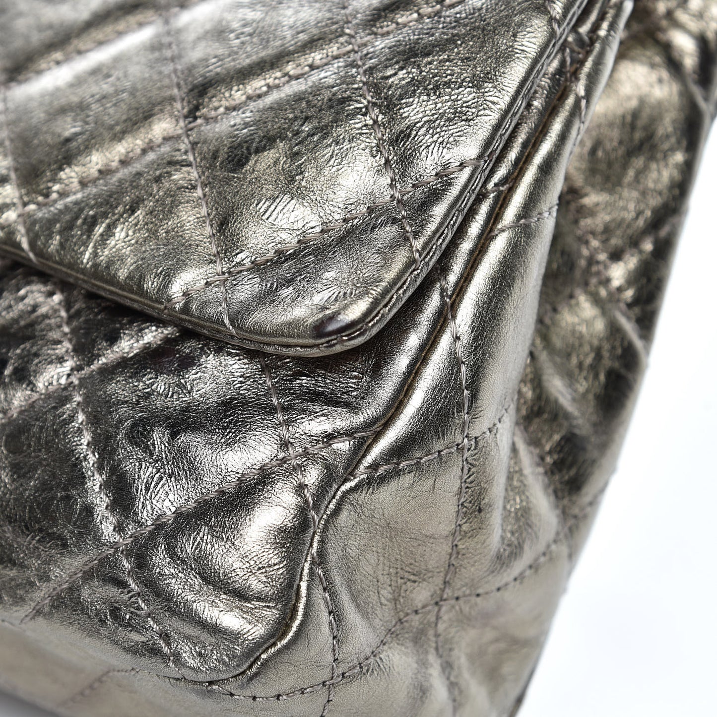 Metallic Aged Calfskin Quilted 2.55 Reissue 227 Flap Gold