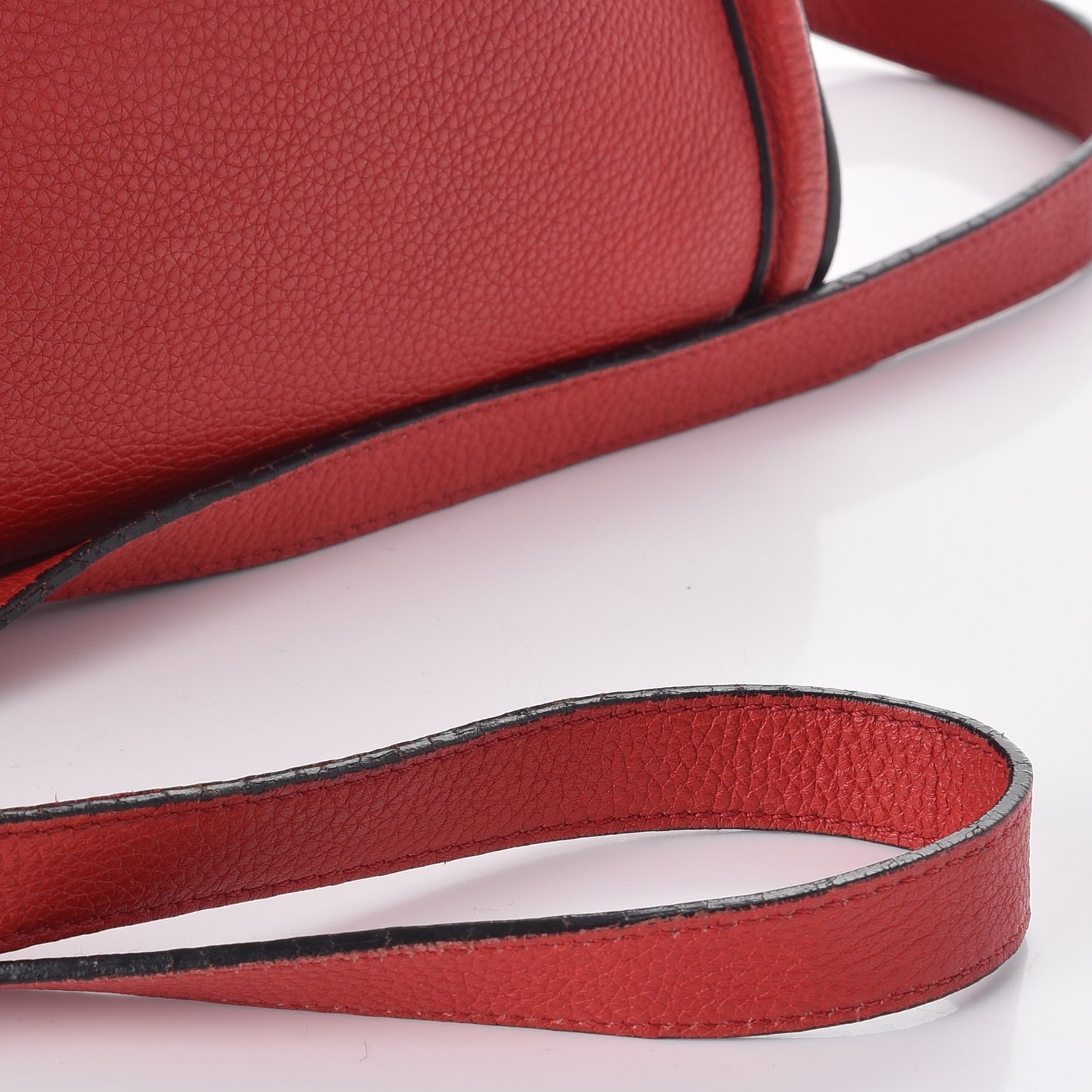 Pebbled Calfskin Small Skull Padlock Zip Around Tote Red