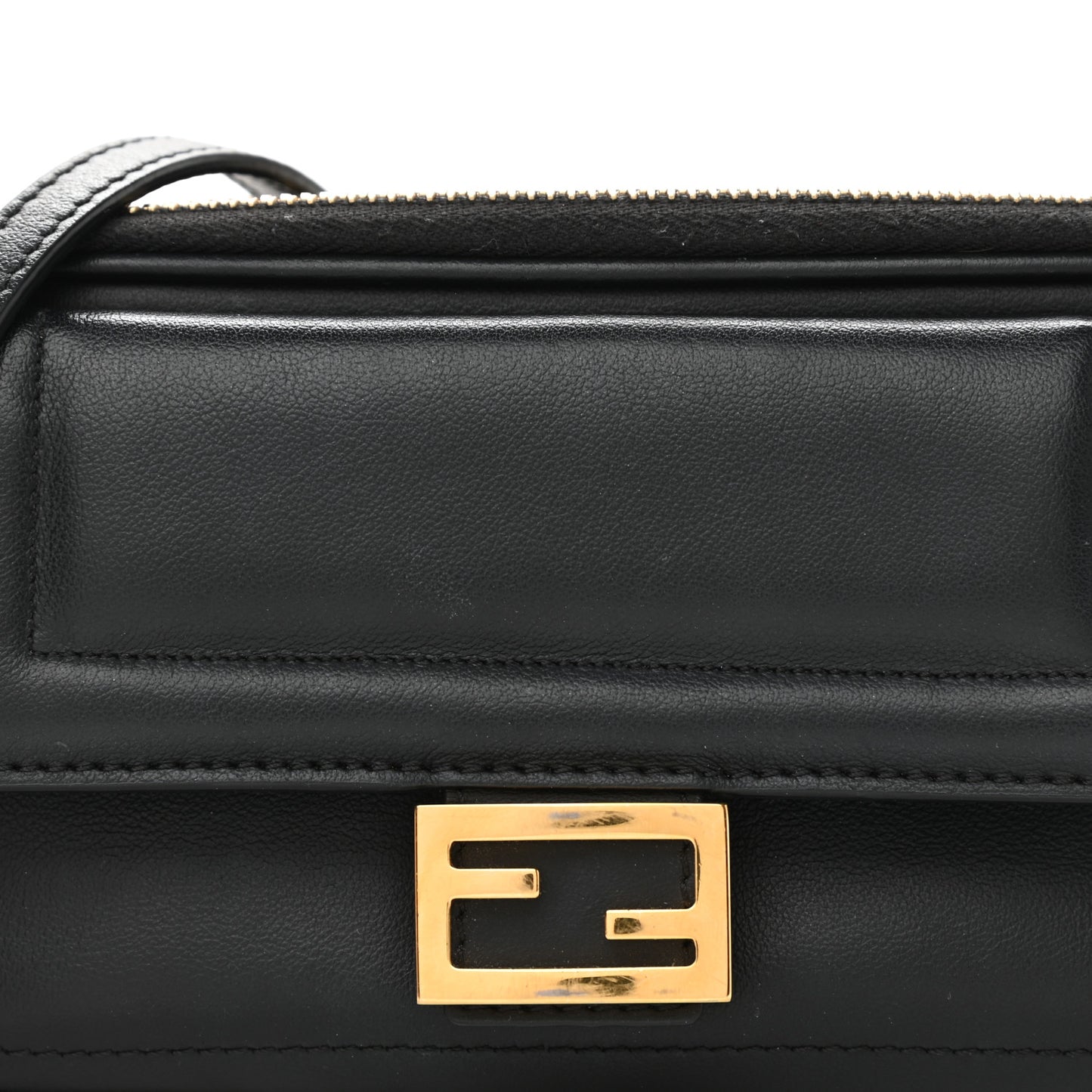 Vitello Grace Matte Easy Baguette Black