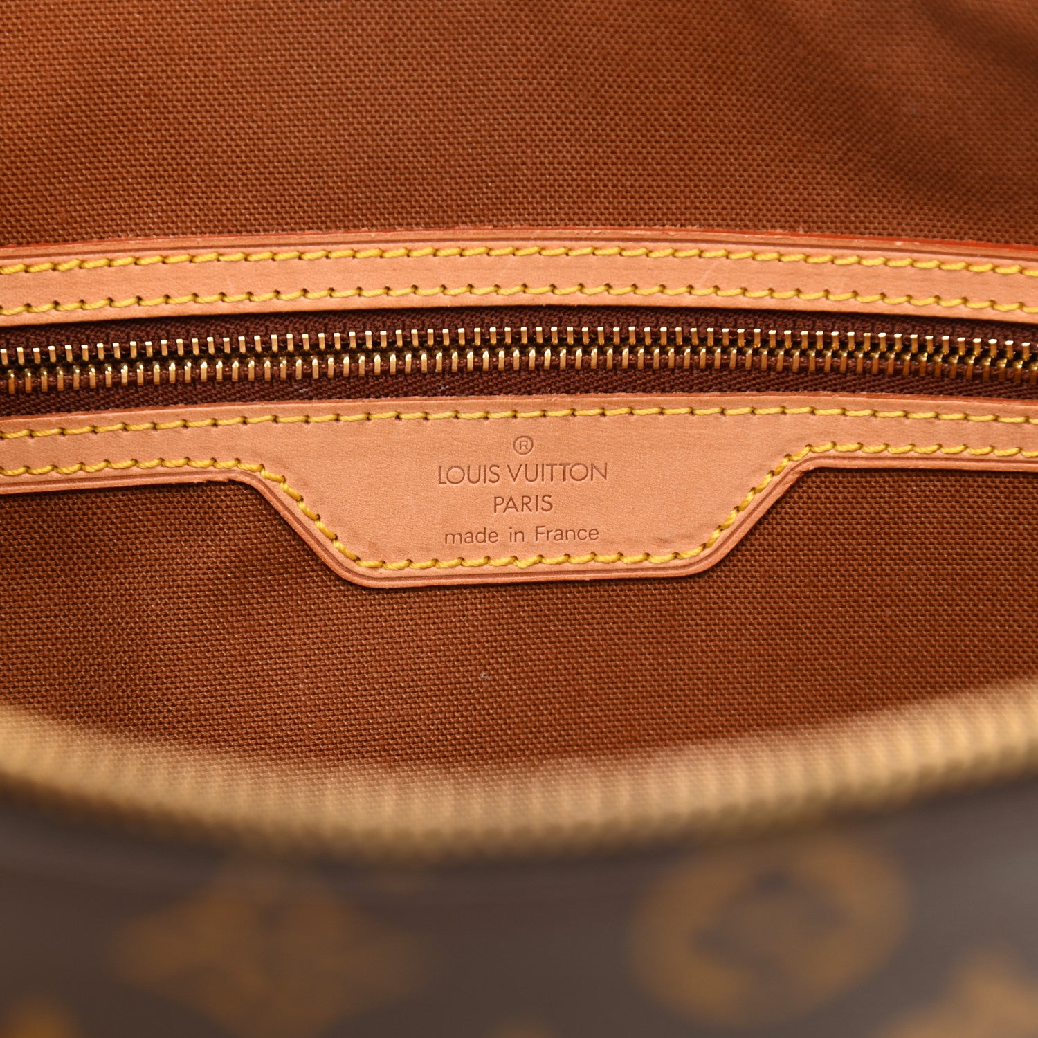 Louis Vuitton Monogram Cabas Mezzo 6 of 11