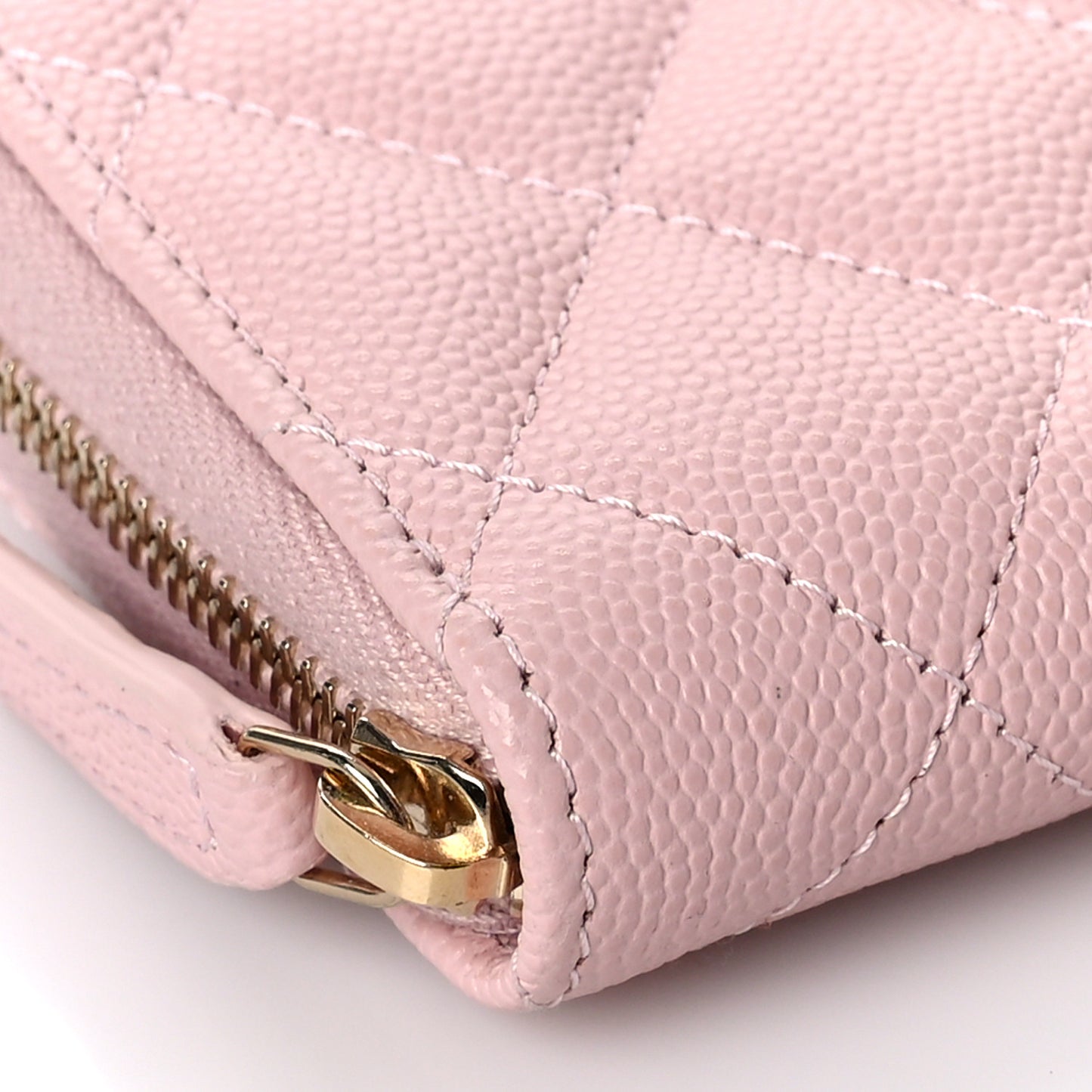 Caviar Quilted Zip Coin Purse Light Pink