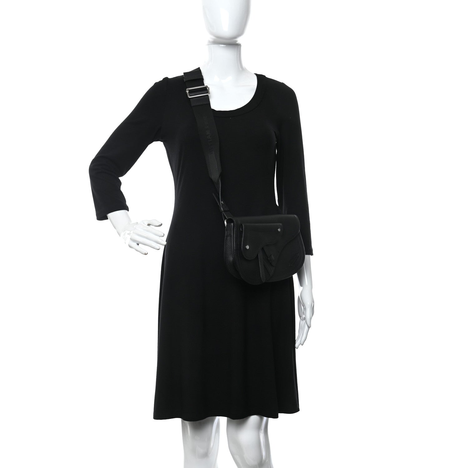 Christian Dior Grained Calfskin Saddle Messenger Bag Black 2 of 11