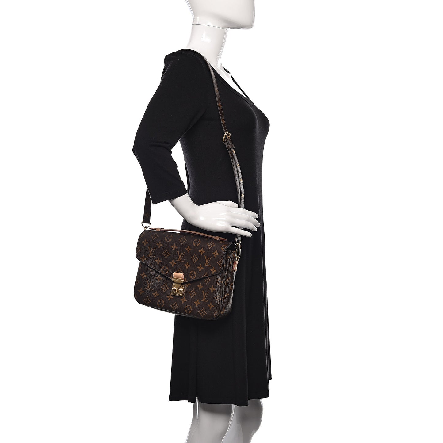 Monogram Pochette Metis