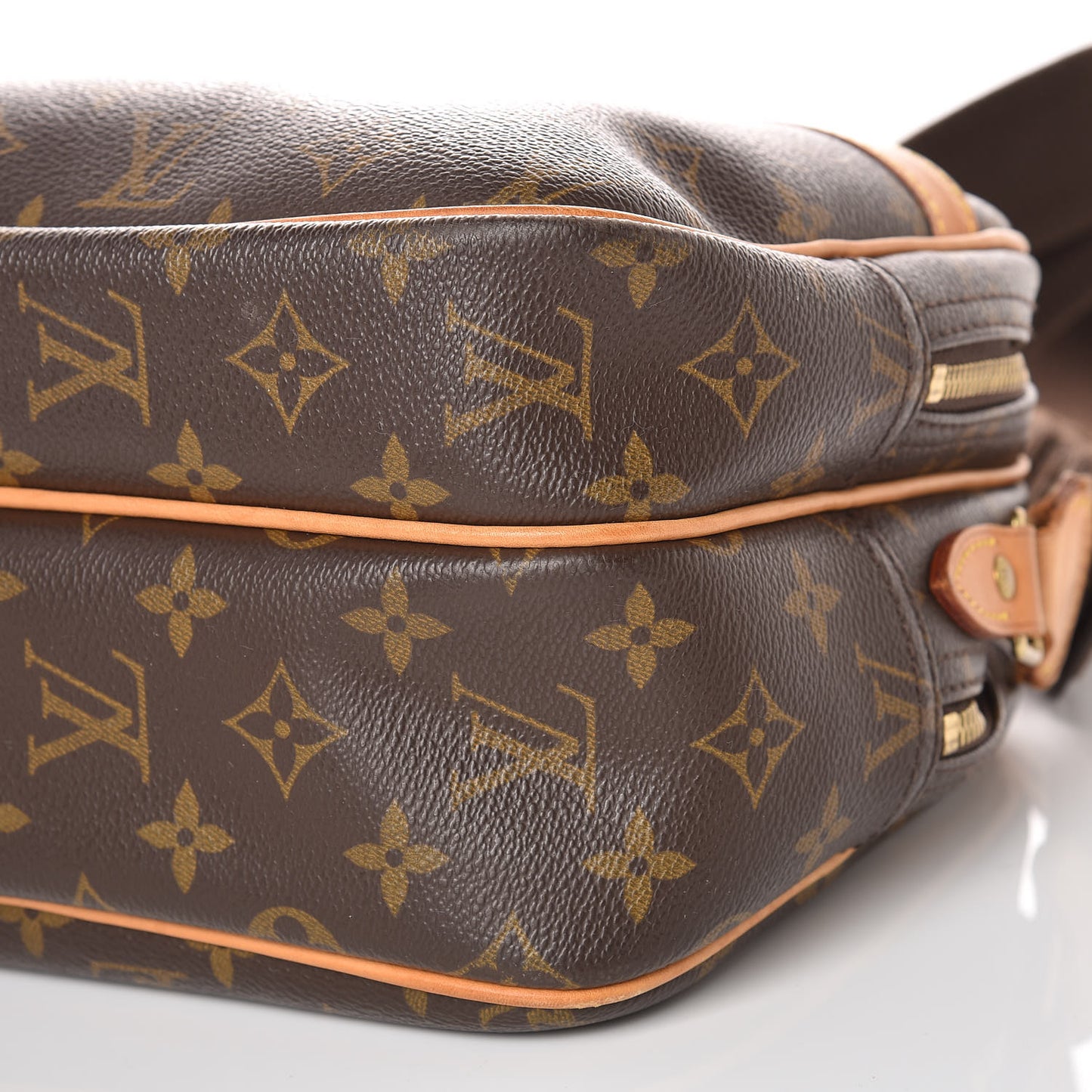 Monogram Reporter PM