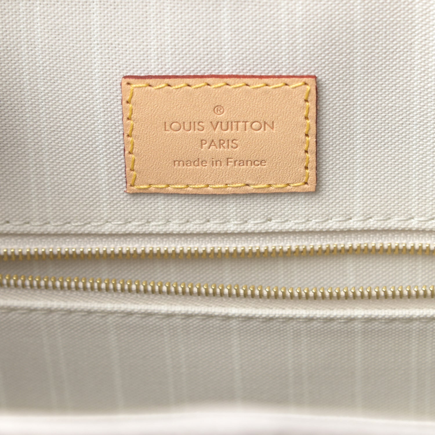 Louis Vuitton Monogram Giant By The Pool Onthego GM Brume 10 of 13