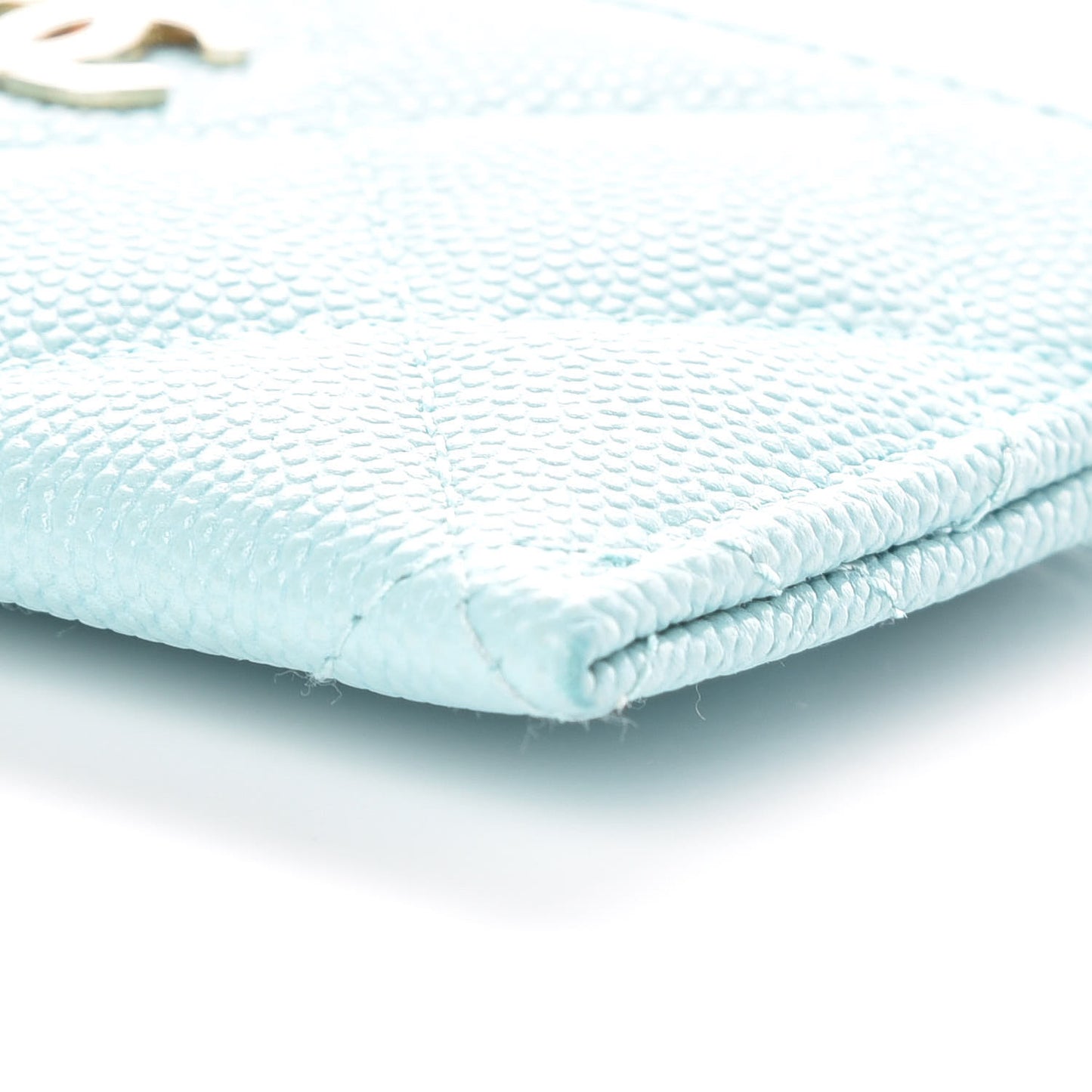 Caviar Quilted Card Holder Light Blue