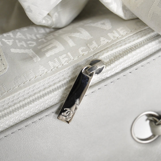 Lambskin Quilted Medium Flap Gray
