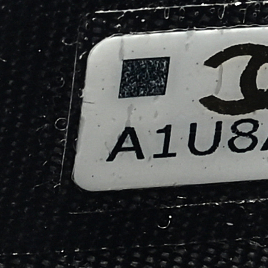 Caviar Quilted Card Holder Black