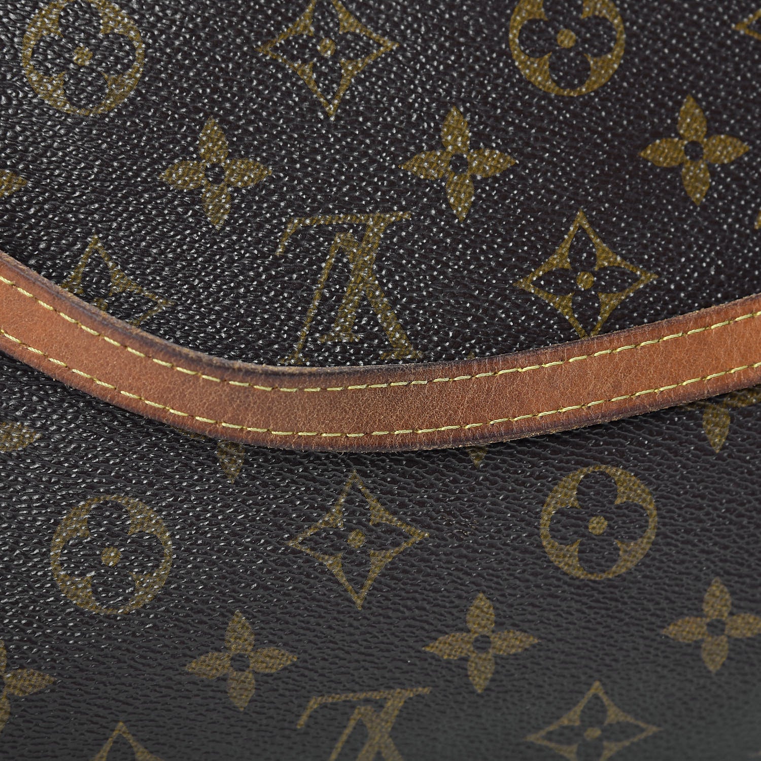 Louis Vuitton Monogram Montorgueil GM 19 of 21