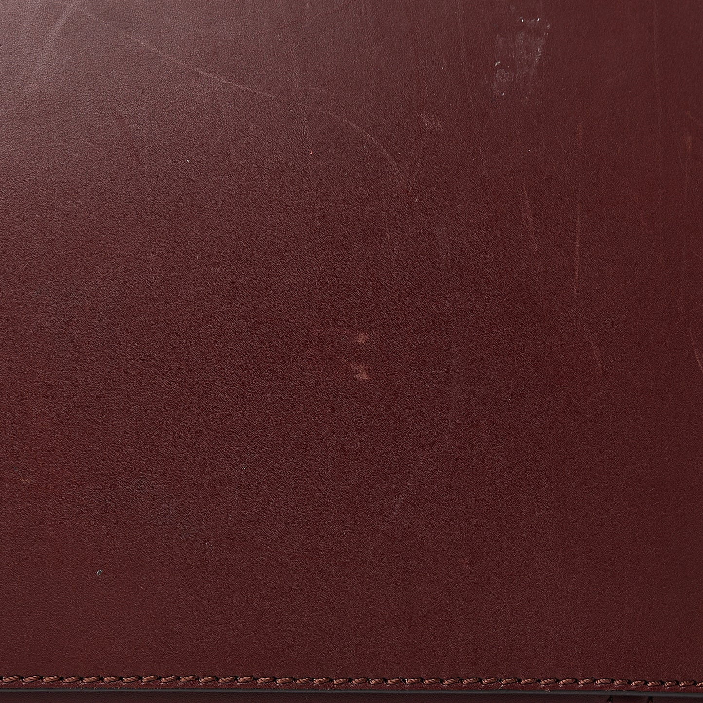 Natural Calfskin Medium Phantom Luggage Burgundy