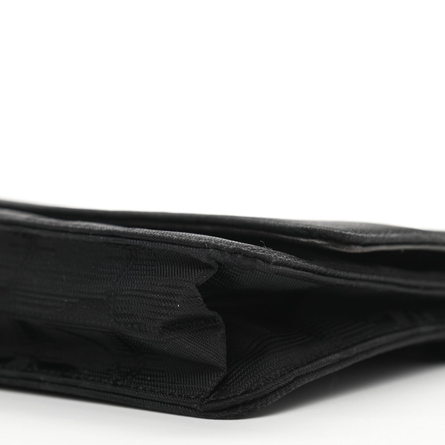 Nylon Travel Wallet On Chain WOC Black