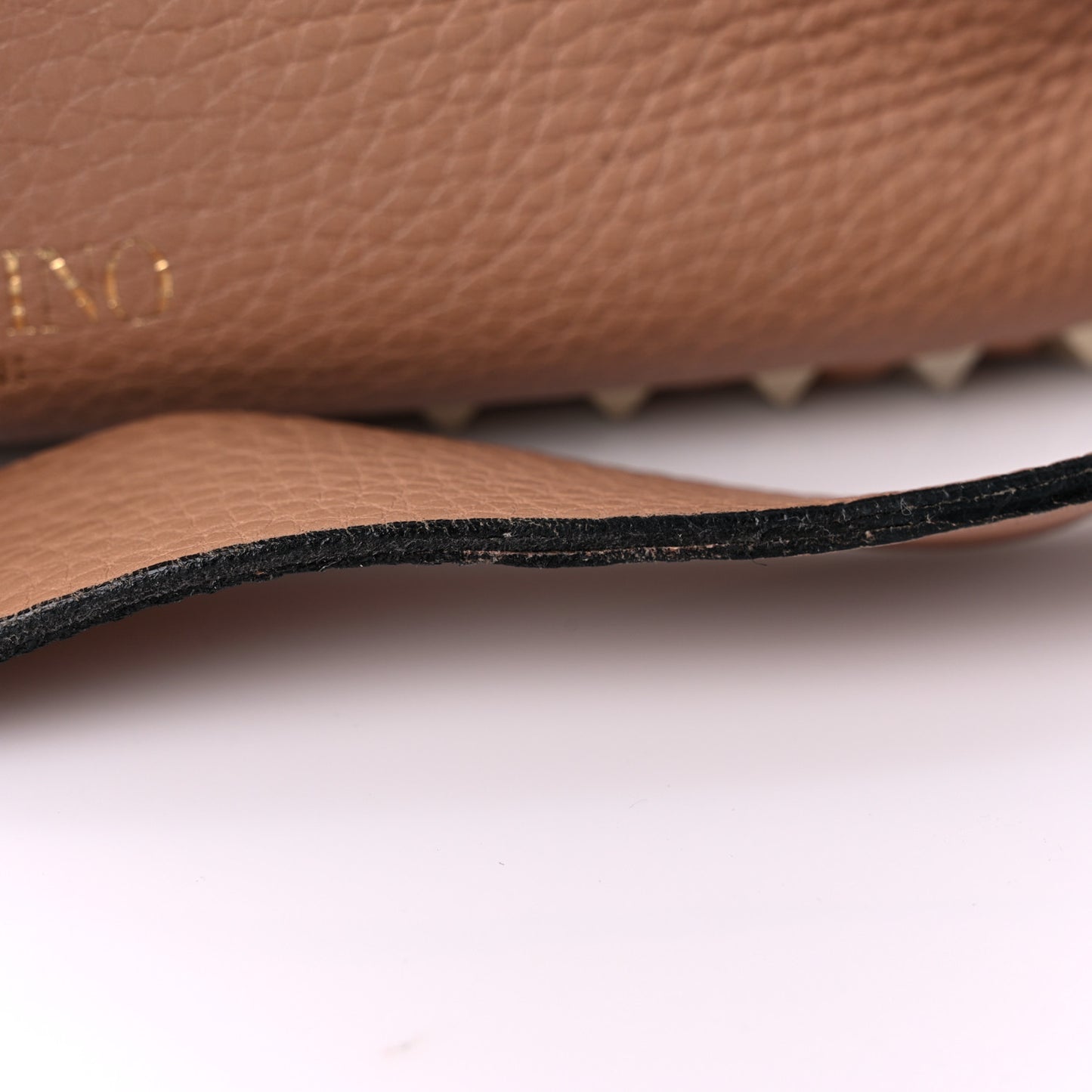 Pebbled Calfskin Small Rockstud Flip-Lock Messenger Bag Soft Noisette