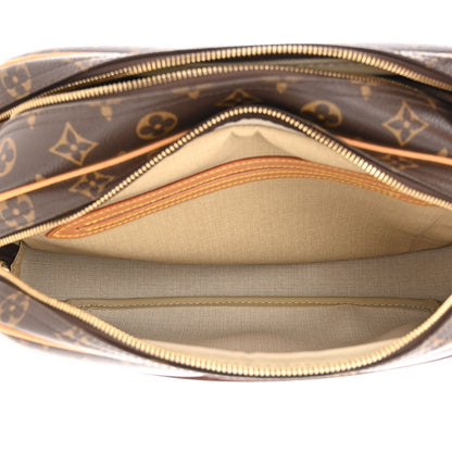 Louis Vuitton Monogram Reporter PM 5 of 12