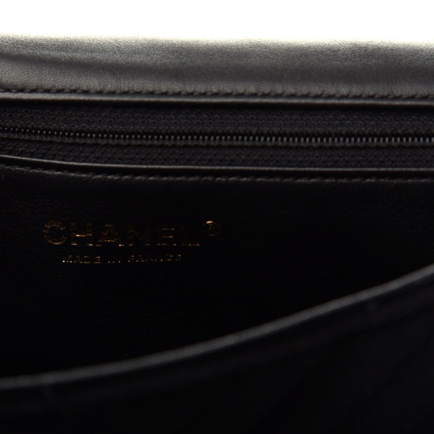 Velvet Chevron Quilted Reissue 2.55 Clutch Black