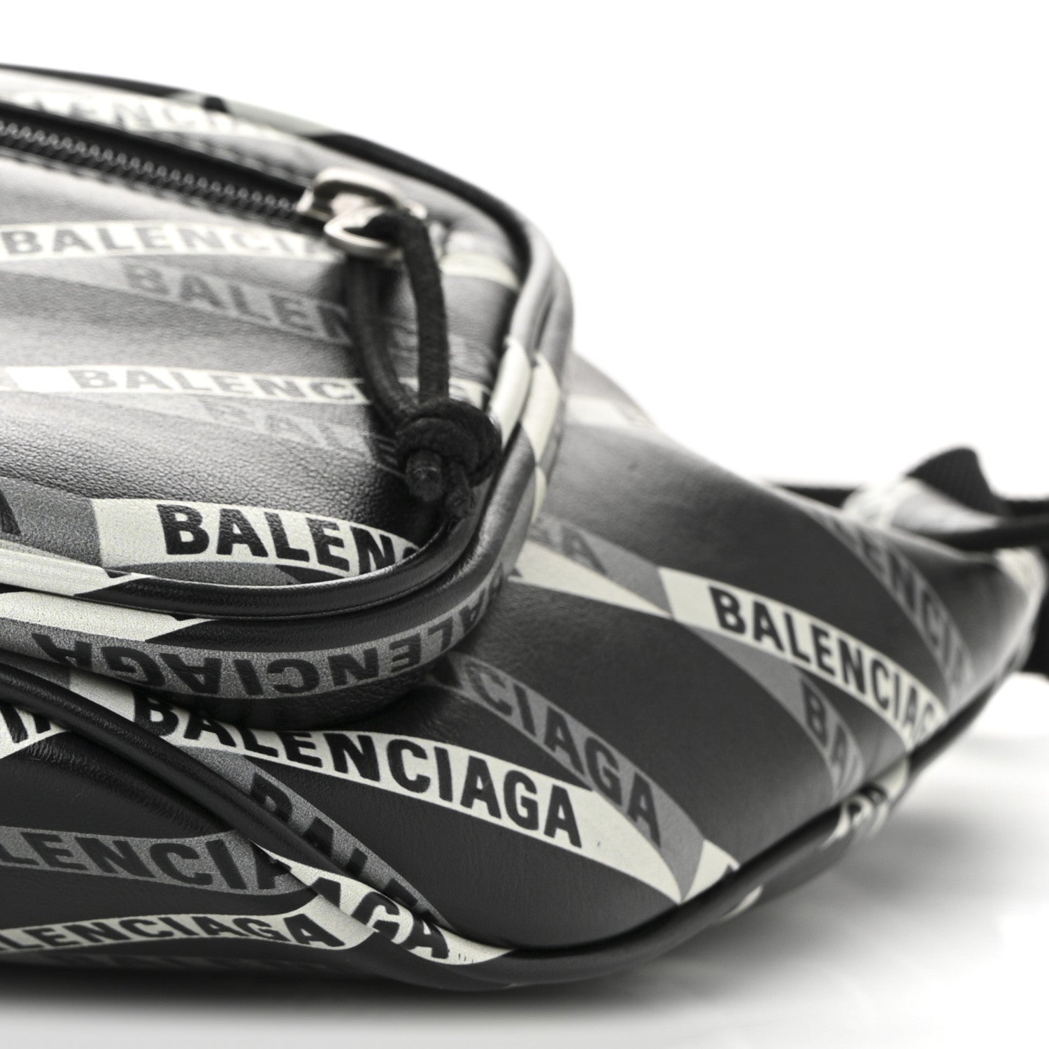 Balenciaga Smooth Calfskin Losange Monogram Explorer Belt Bag Black Grey 10 of 10