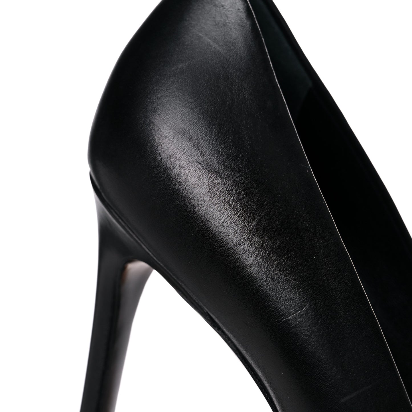Calfskin Urban Twist Pumps 40 Black