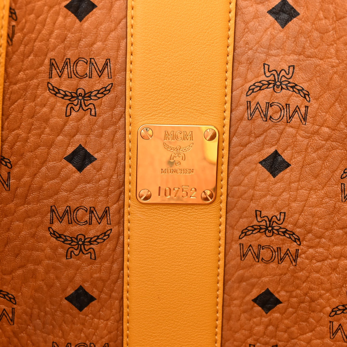 Visetos Medium Liz Reversible Shopper Tote Cognac Yellow