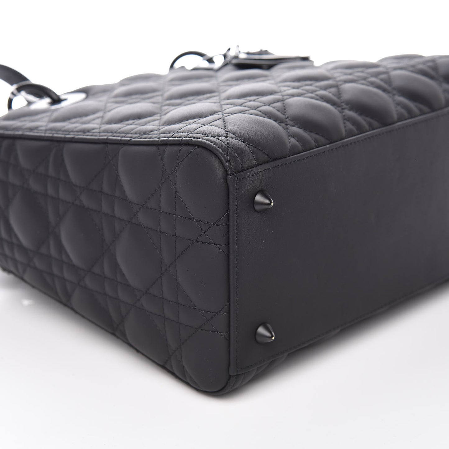 Ultra Matte Calfskin Cannage Medium Lady Dior Black