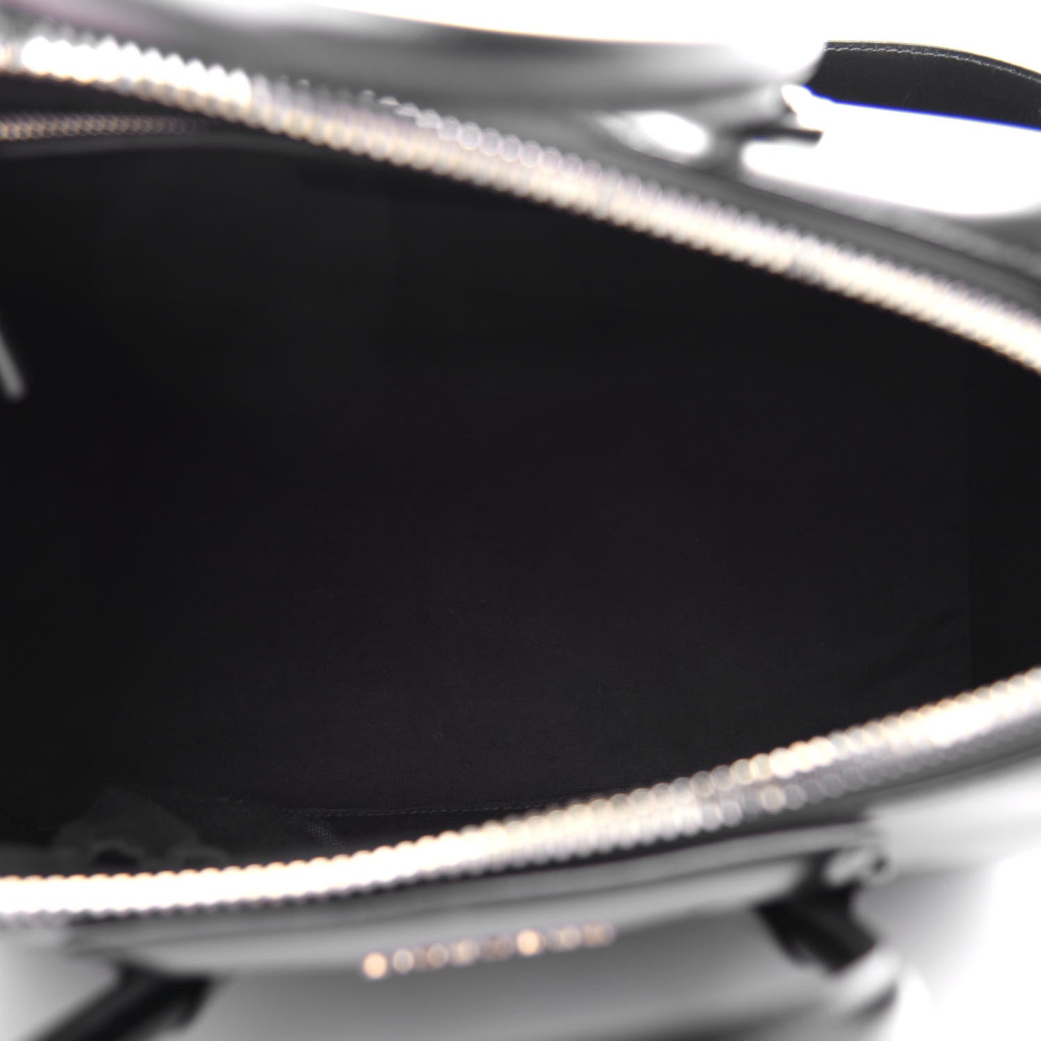 Givenchy Shiny Lord Calfskin Medium Antigona Black 5 of 11