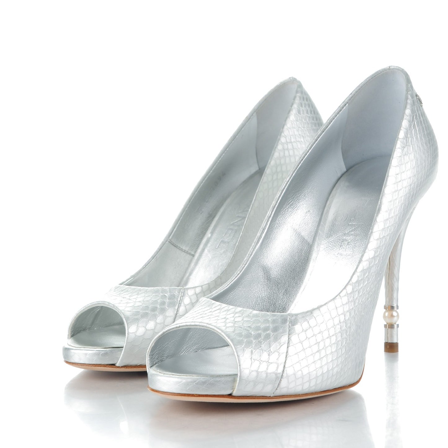 Patent Snakeskin Pearl Peep Toe Pumps 38 Silver