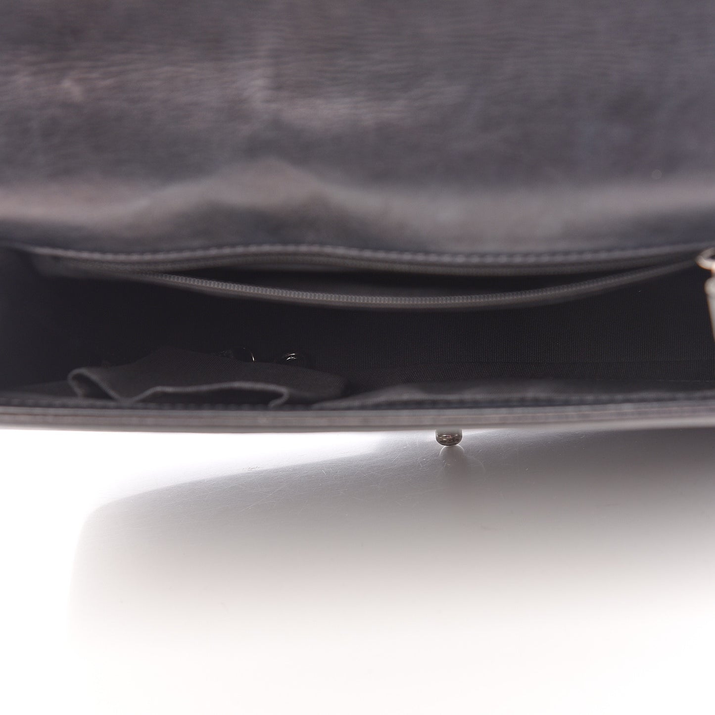 Calfskin Embossed Stitch Large Boy Flap Black