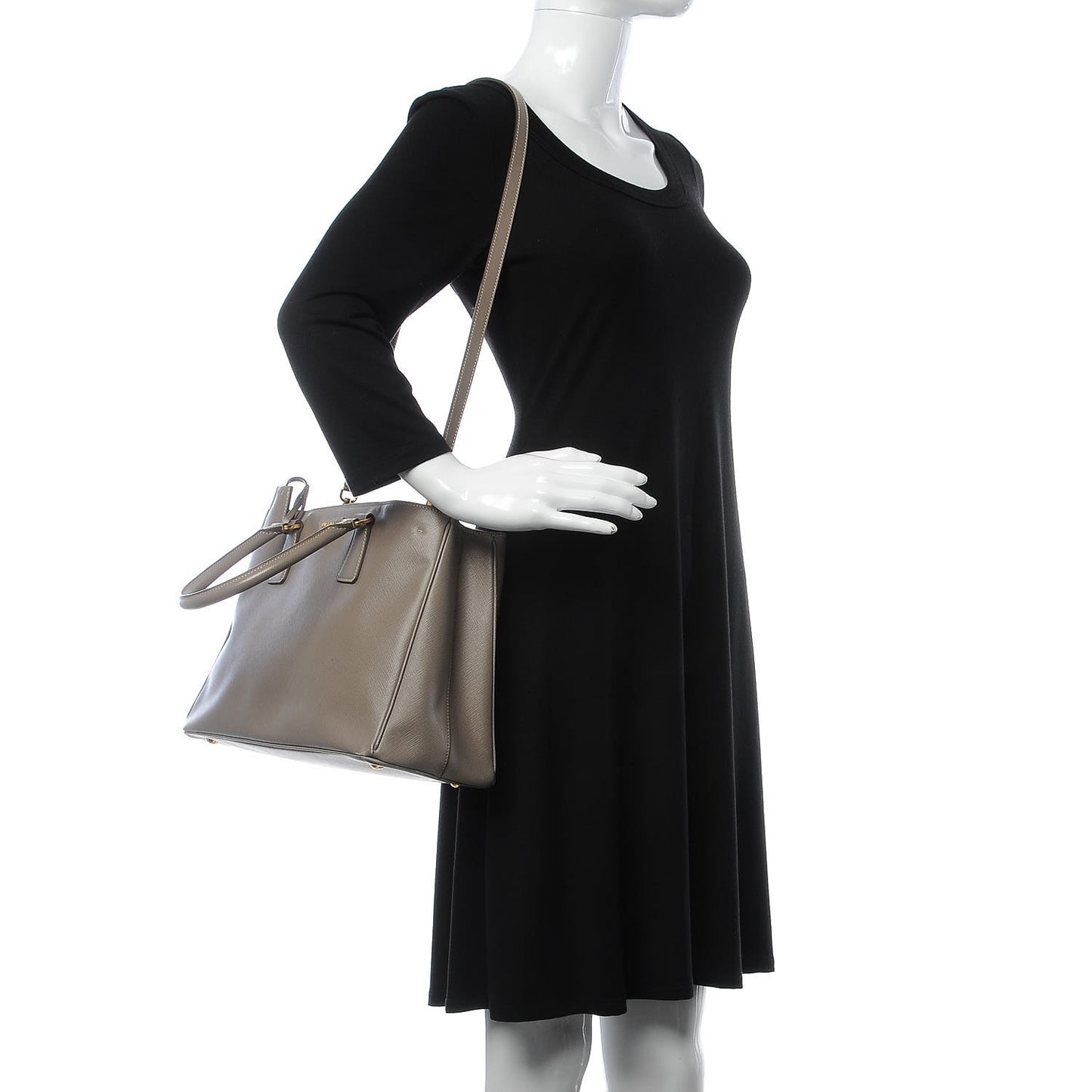 Saffiano Lux Medium Tote Argilla