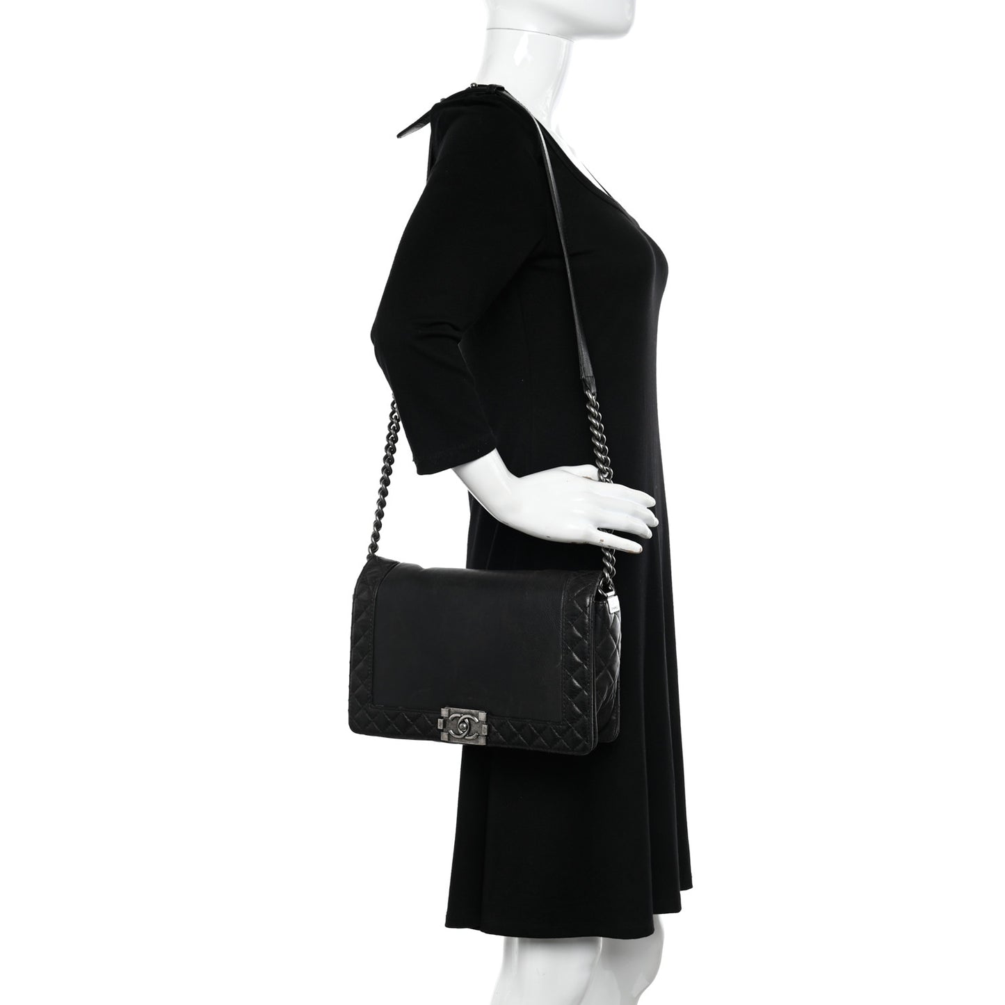 Calfskin New Medium Boy Reverso Flap Black