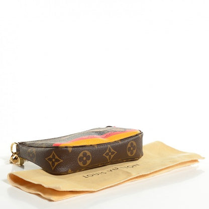Louis Vuitton Monogram 2015 Christmas Animation Mini Pochette Accessories 5 of 16