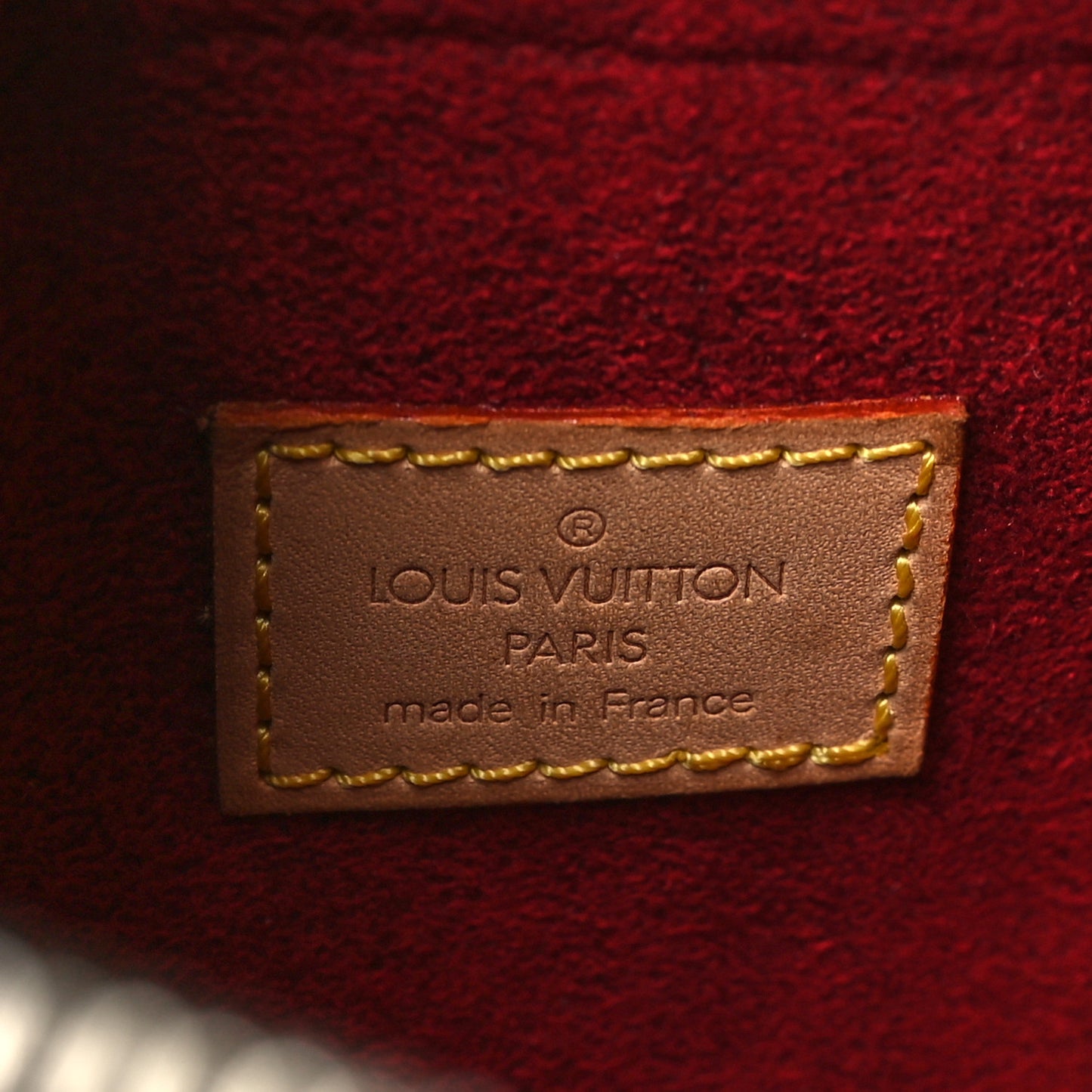 Monogram Croissant MM